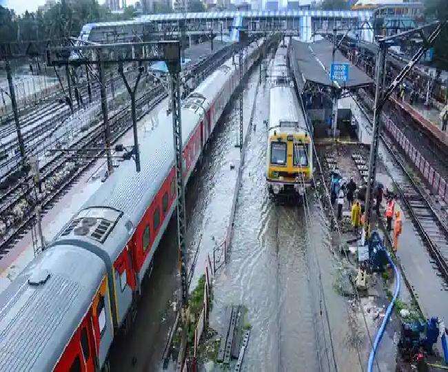 Passengers' problems increased due to rain, more than 77 trains canceled; 20 stopped on the way, see list
