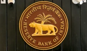 RBI MPC: रेपो रेट 5.25% पर बरकरार, GDP ग्रोथ अनुमान बढ़ाकर 6.7%